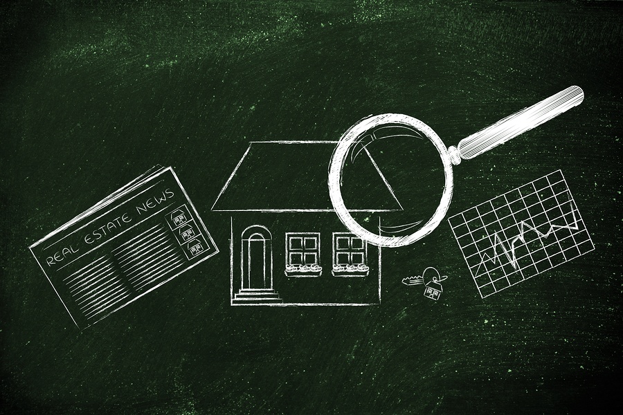 a drawing of a magnifying glass over a house describes what to look for when viewing a house
